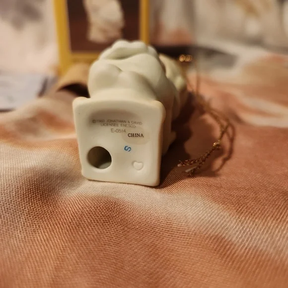 Enesco Jonathan and David Mother Sew Dear Figurine 1983 - Picture 7 of 8